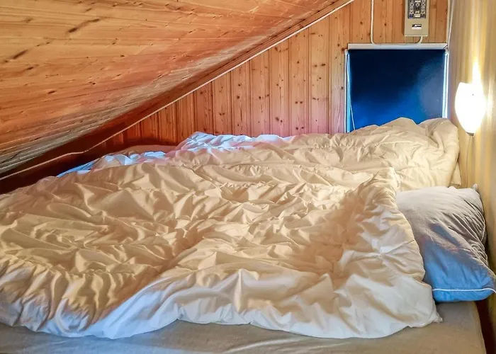 Holiday home 1 Bedroom In Lyngdal